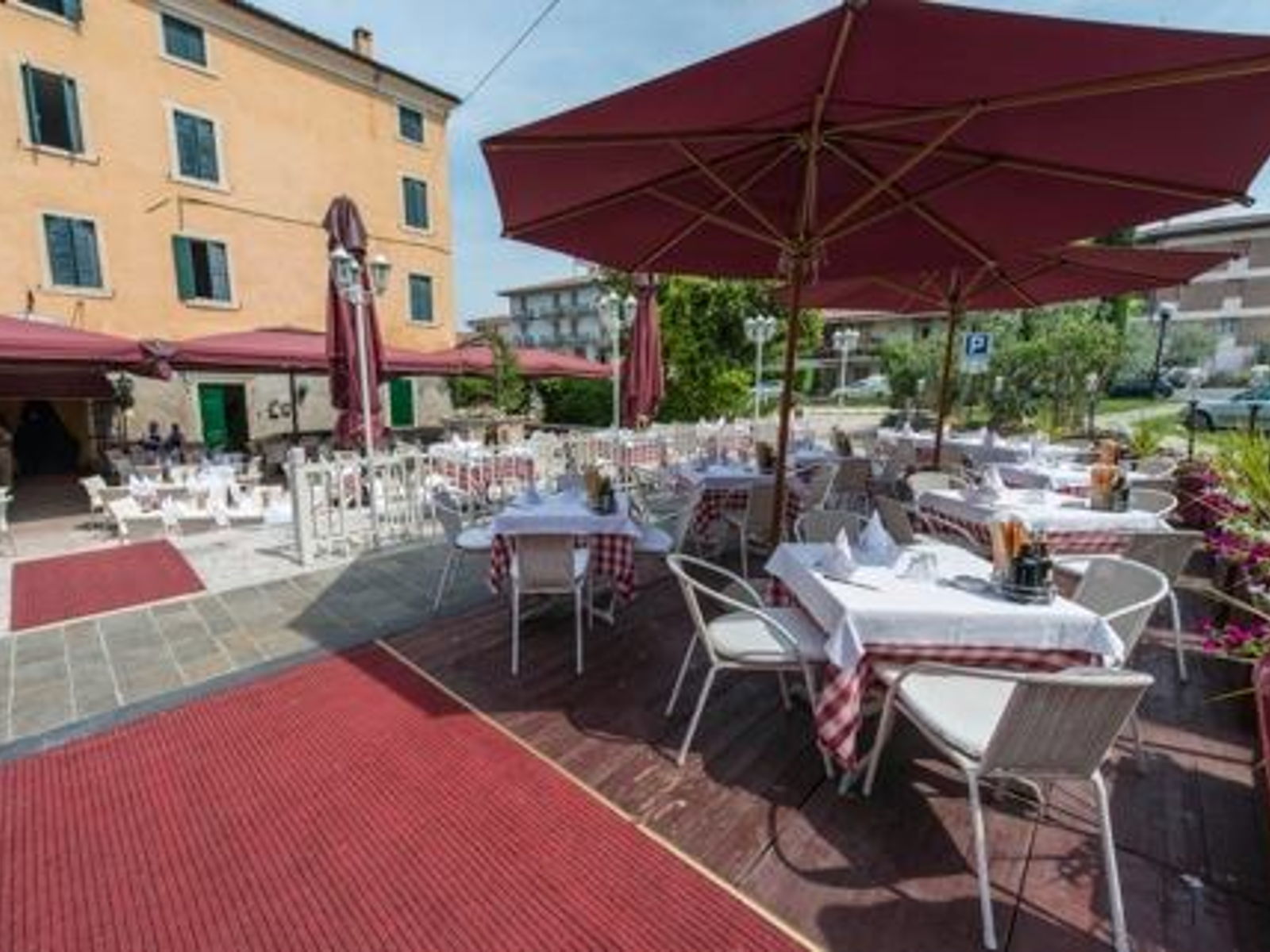 Restaurant Pizza Tavern Franciscus in Bardolino on Lake Garda