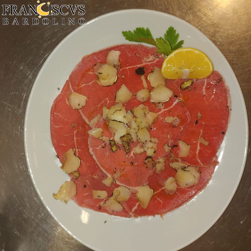 Carpaccio with truffle